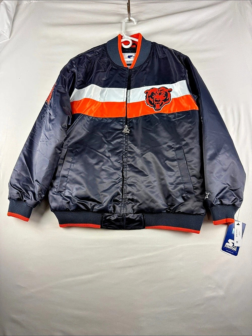 Starter NFL Chicago Bears Court Blue Satin Bomber Jacket Size XL NWT